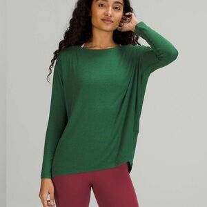 Lululemon back in action ribbed long sleeve